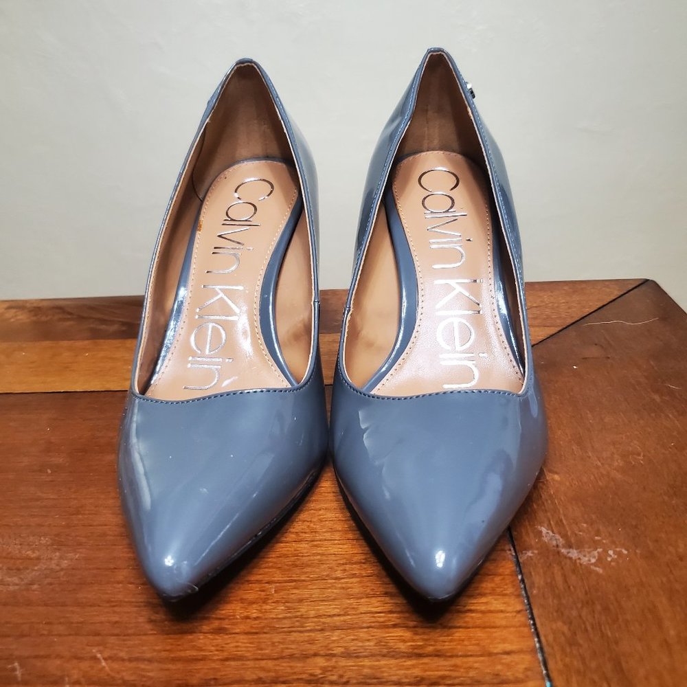 Calvin Klein blue-grey pumps